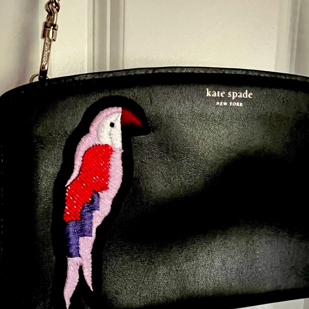 ♠️ Kate Spade ♠️ Novelty Parrot Black Crossbody Bag - Picture 4 of 8
